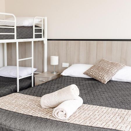 Starline Motor Inn Miles Exteriör bild